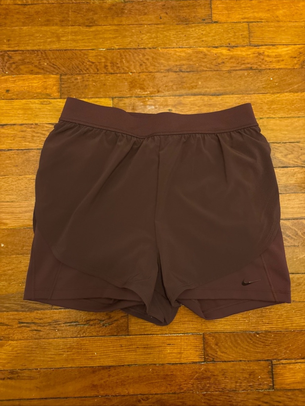 Nike Women's Running training double layered shorts size Large